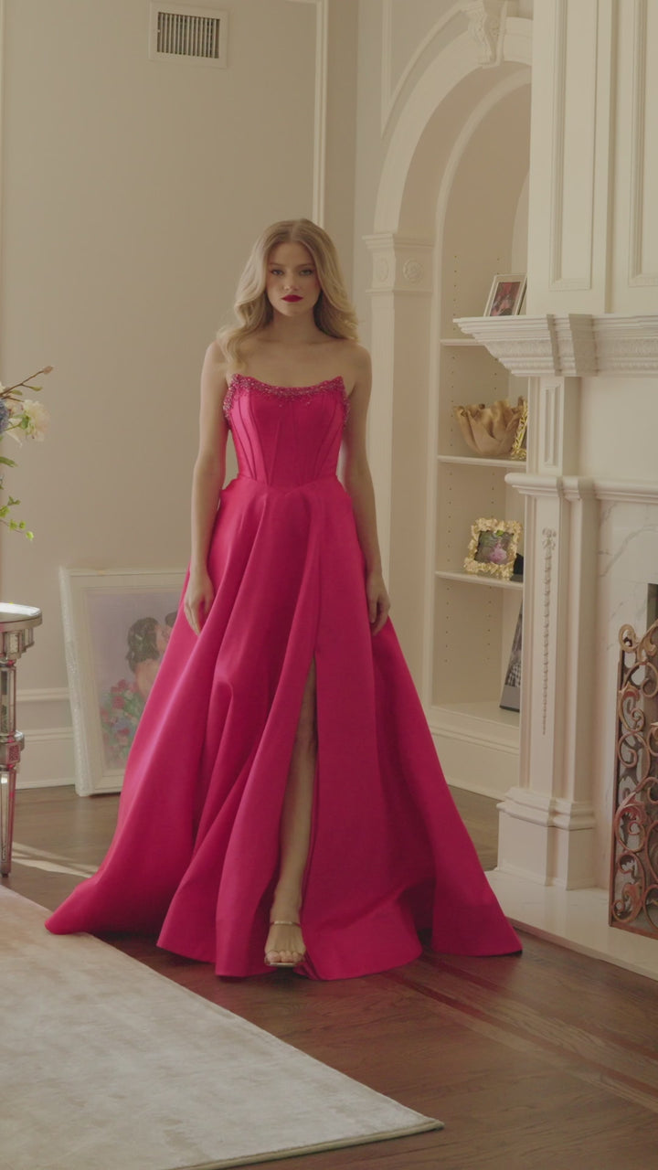 {{ product.title }} - {{ product.options.color }} - RiyadhDress