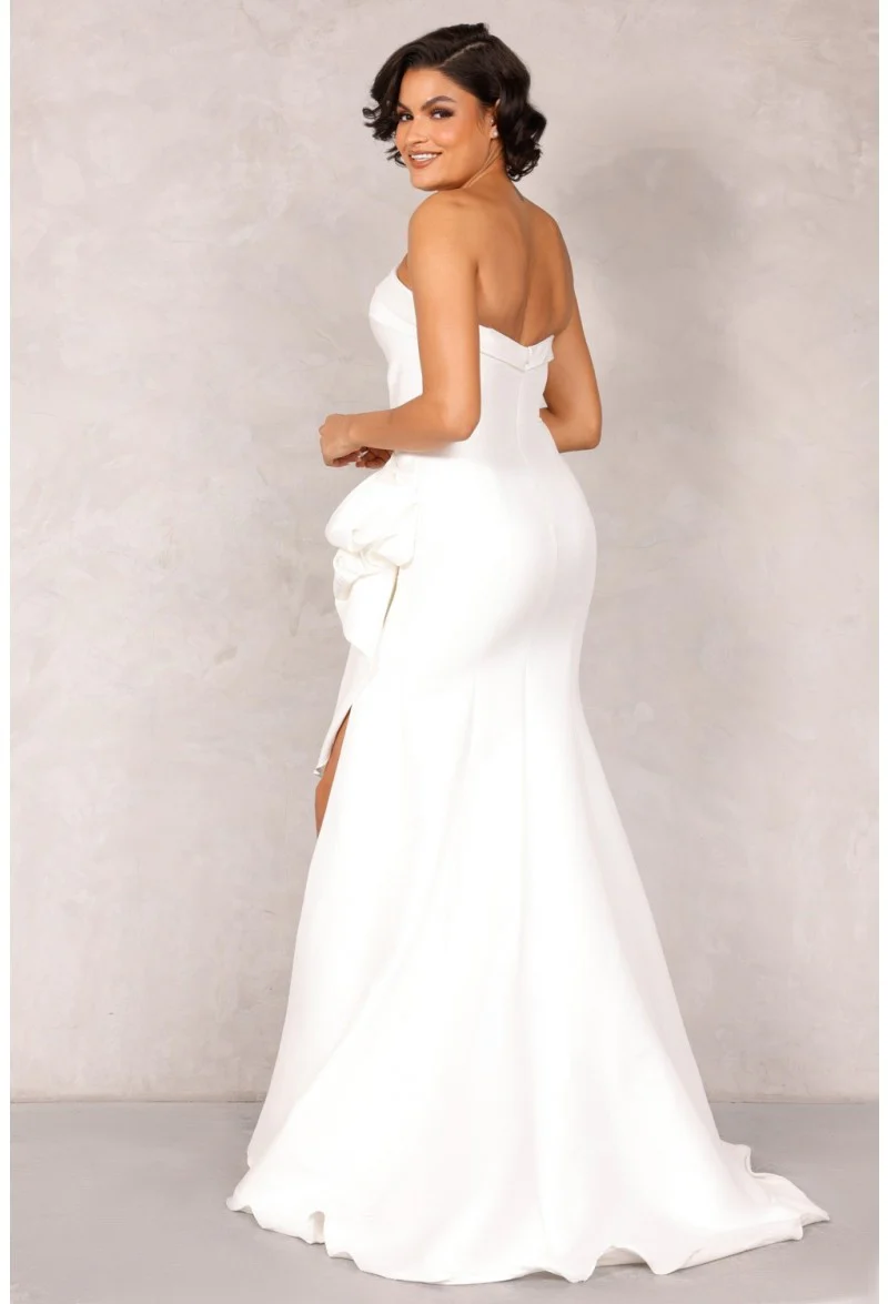 {{ product.title }} - {{ product.options.color }} - RiyadhDress