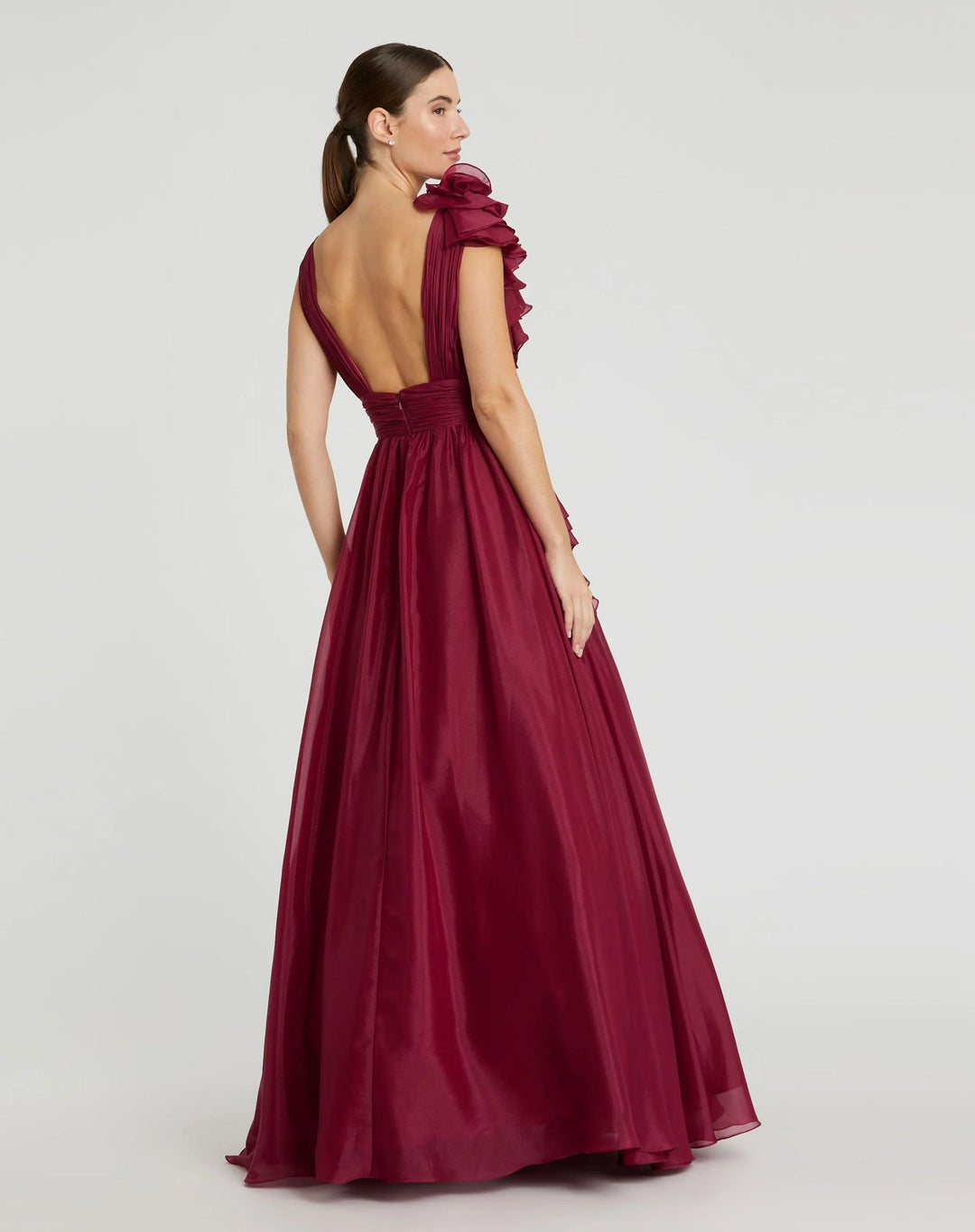 {{ product.title }} - {{ product.options.color }} - RiyadhDress