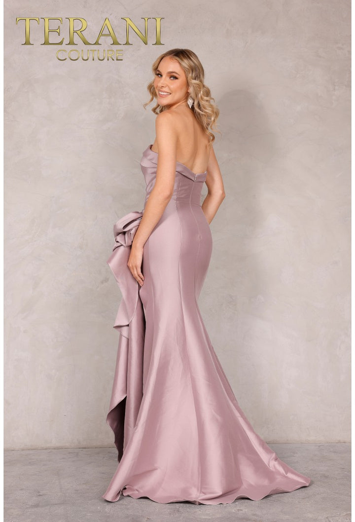 {{ product.title }} - {{ product.options.color }} - RiyadhDress