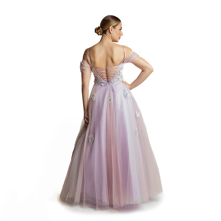 {{ product.title }} - {{ product.options.color }} - RiyadhDress