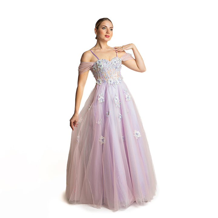 {{ product.title }} - {{ product.options.color }} - RiyadhDress