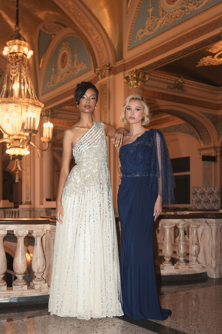 {{ product.title }} - {{ product.options.color }} - RiyadhDress