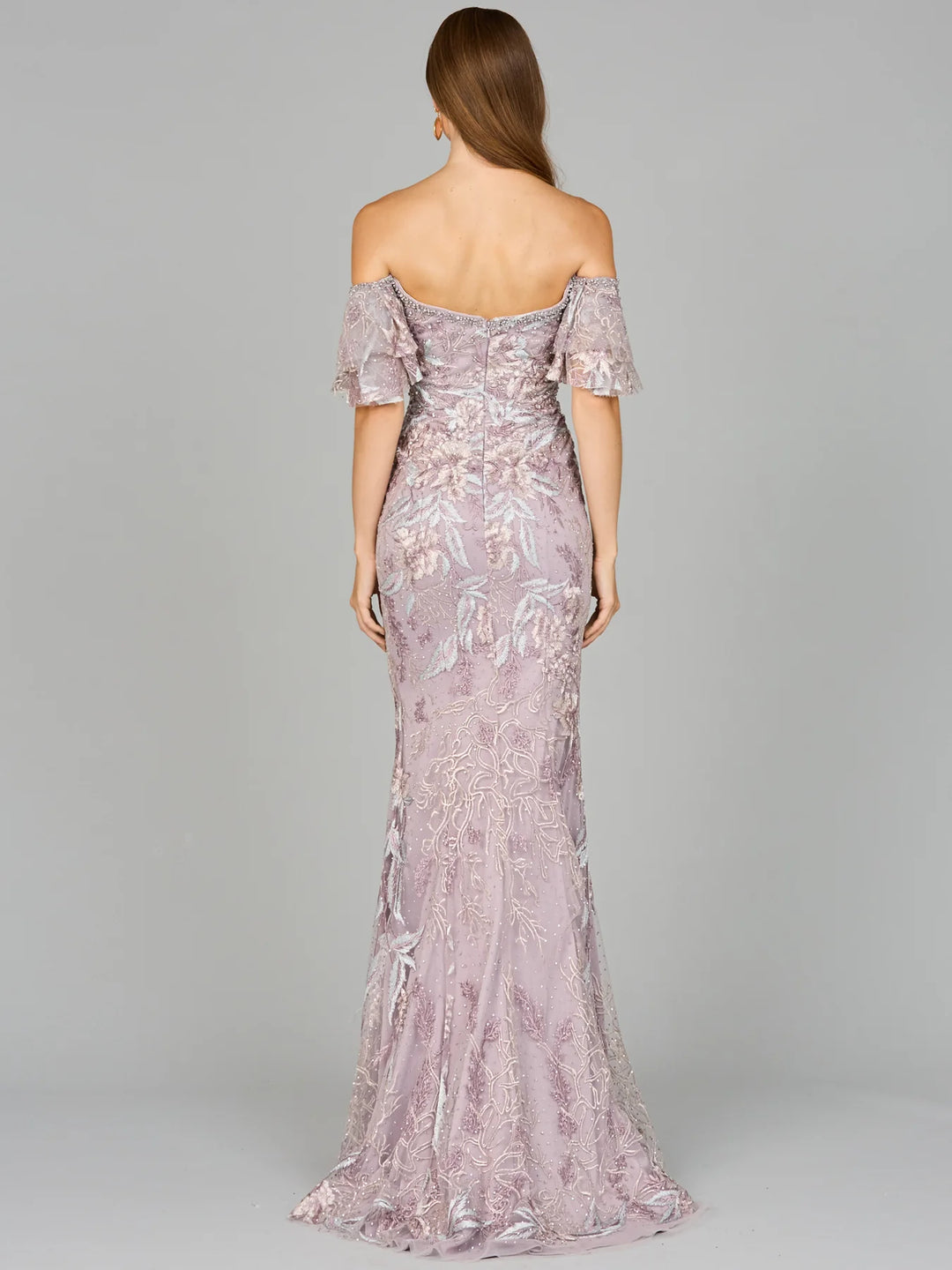 {{ product.title }} - {{ product.options.color }} - RiyadhDress