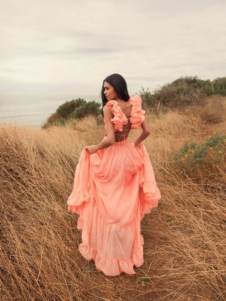 {{ product.title }} - {{ product.options.color }} - RiyadhDress