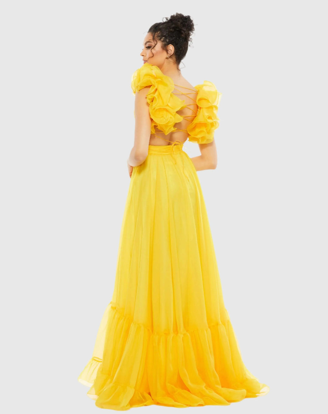 {{ product.title }} - {{ product.options.color }} - RiyadhDress