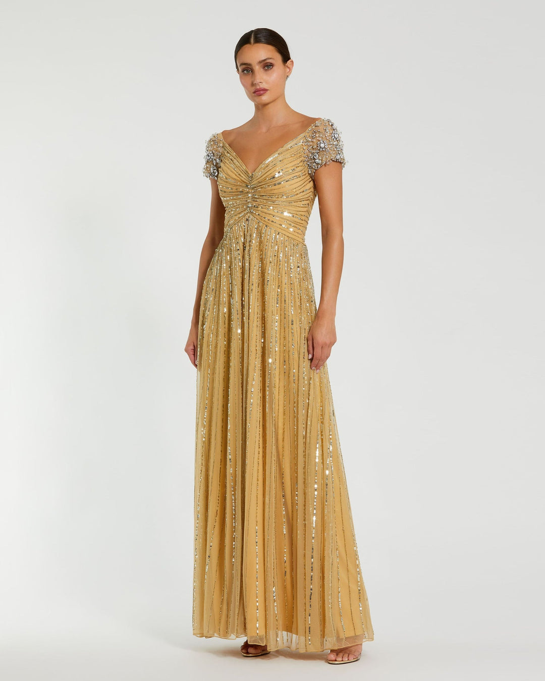 {{ product.title }} - {{ product.options.color }} - RiyadhDress