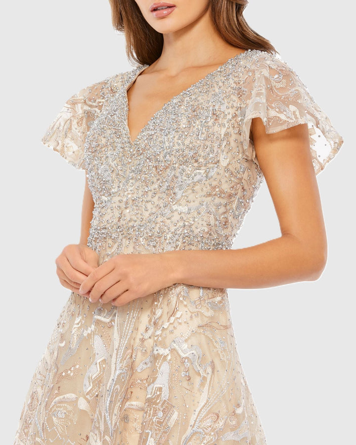 {{ product.title }} - {{ product.options.color }} - RiyadhDress