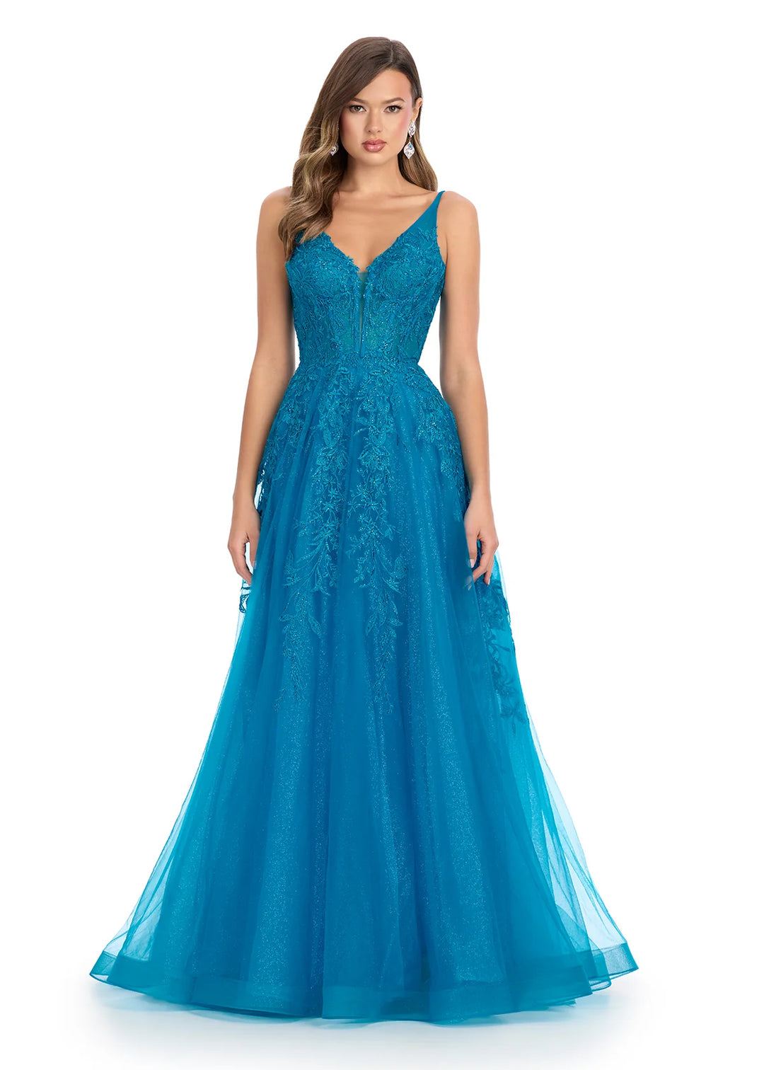 {{ product.title }} - {{ product.options.color }} - RiyadhDress