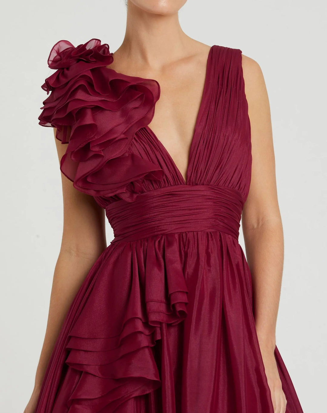 {{ product.title }} - {{ product.options.color }} - RiyadhDress