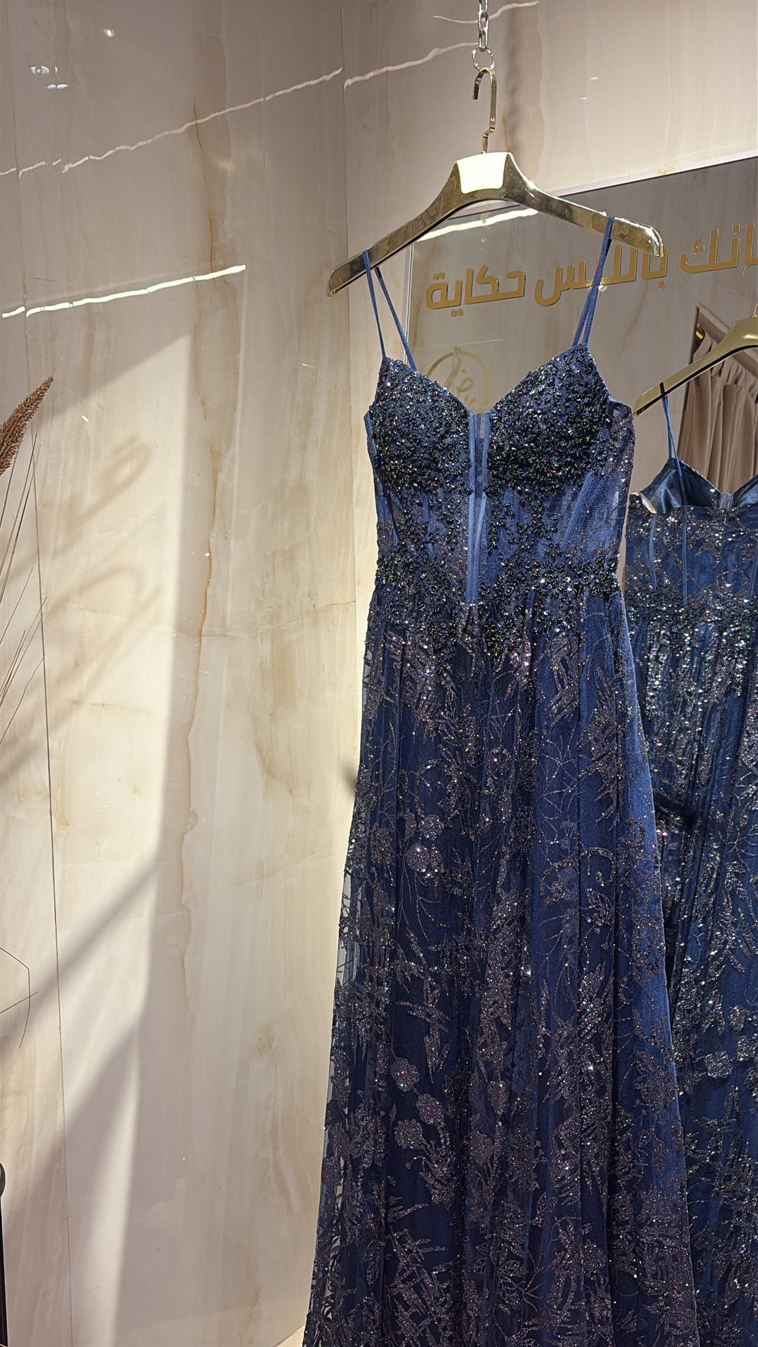 {{ product.title }} - {{ product.options.color }} - RiyadhDress
