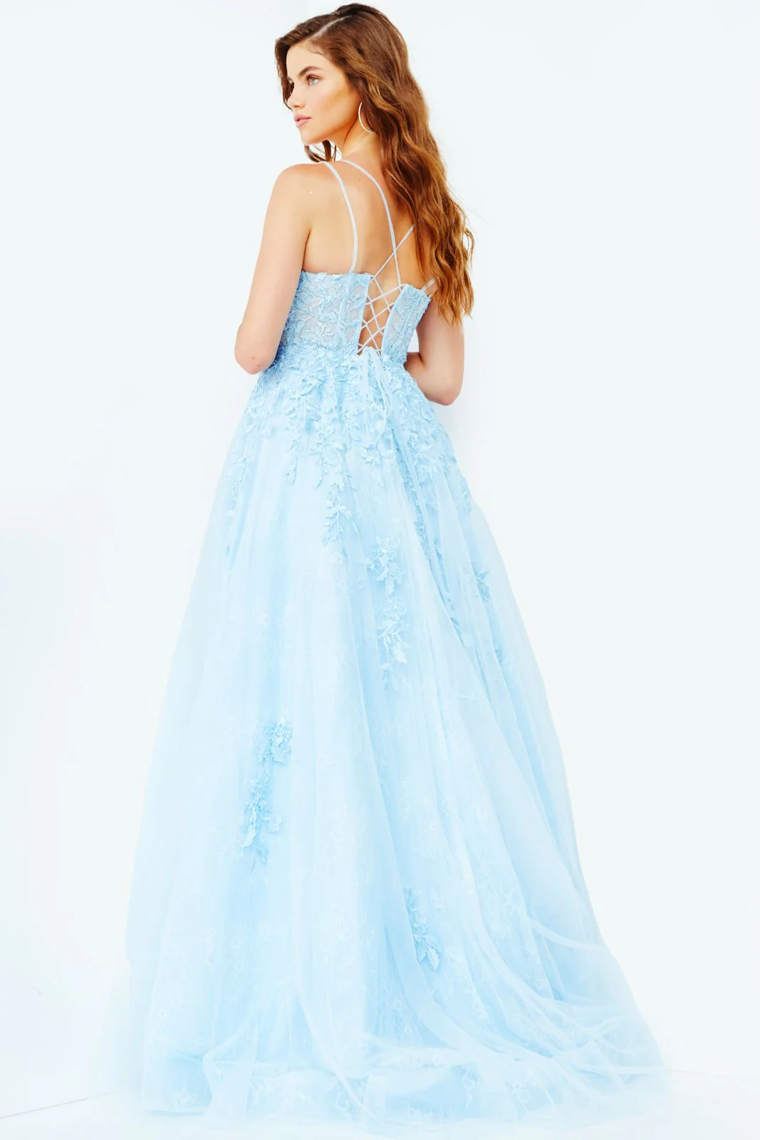 {{ product.title }} - {{ product.options.color }} - RiyadhDress