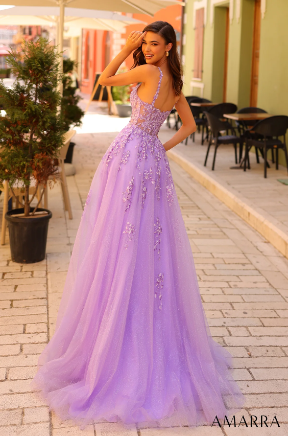 {{ product.title }} - {{ product.options.color }} - RiyadhDress