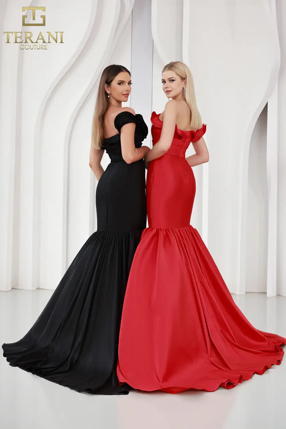 {{ product.title }} - {{ product.options.color }} - RiyadhDress