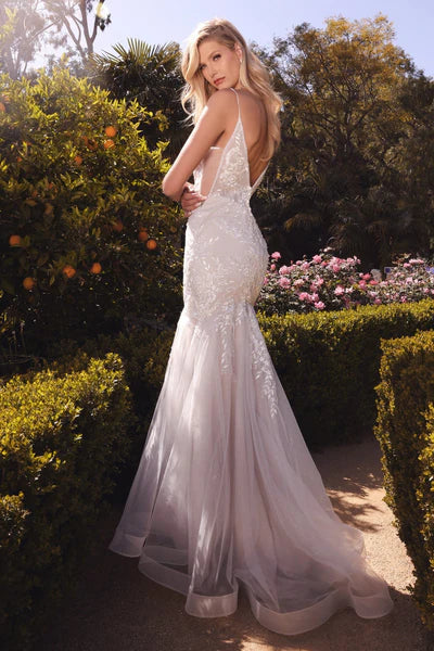 {{ product.title }} - {{ product.options.color }} - RiyadhDress