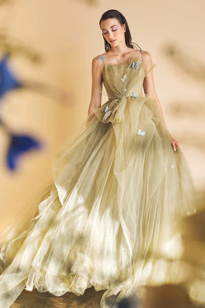 {{ product.title }} - {{ product.options.color }} - RiyadhDress