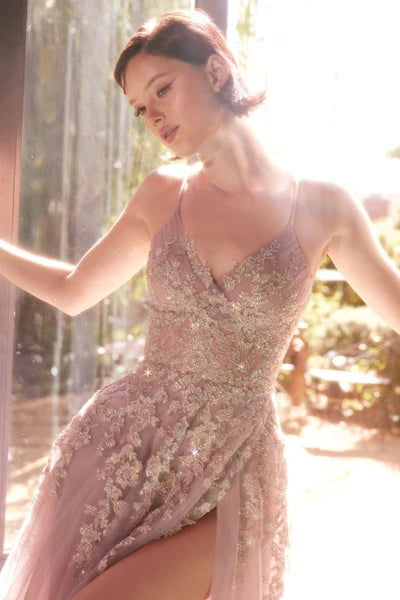 {{ product.title }} - {{ product.options.color }} - RiyadhDress