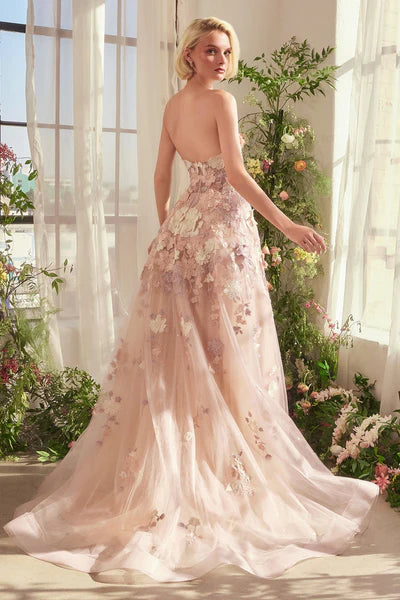 {{ product.title }} - {{ product.options.color }} - RiyadhDress