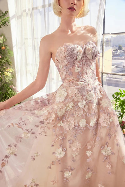 {{ product.title }} - {{ product.options.color }} - RiyadhDress