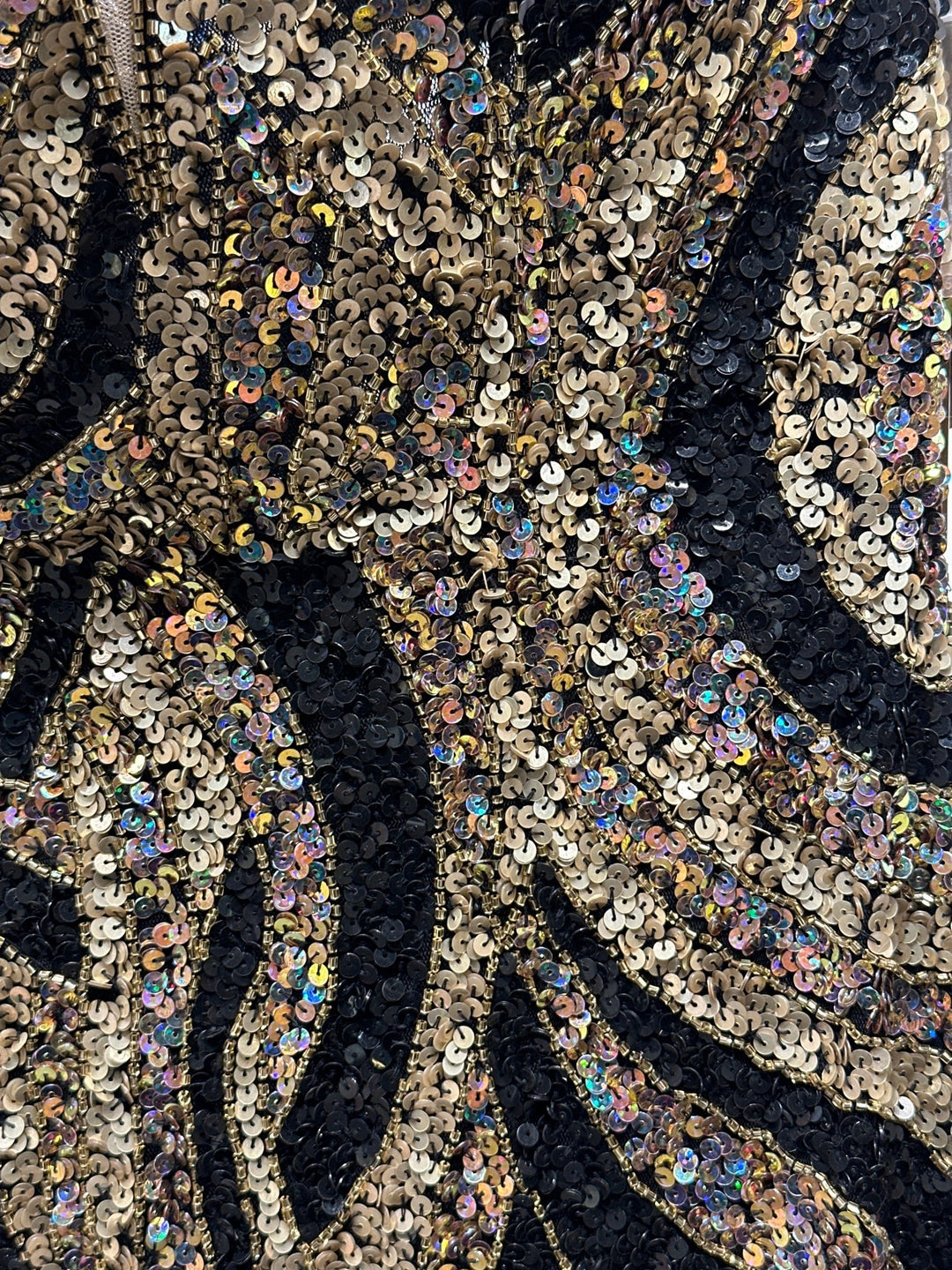 AMELIA - IN2003 - BLACK/GOLD - riyadhdress