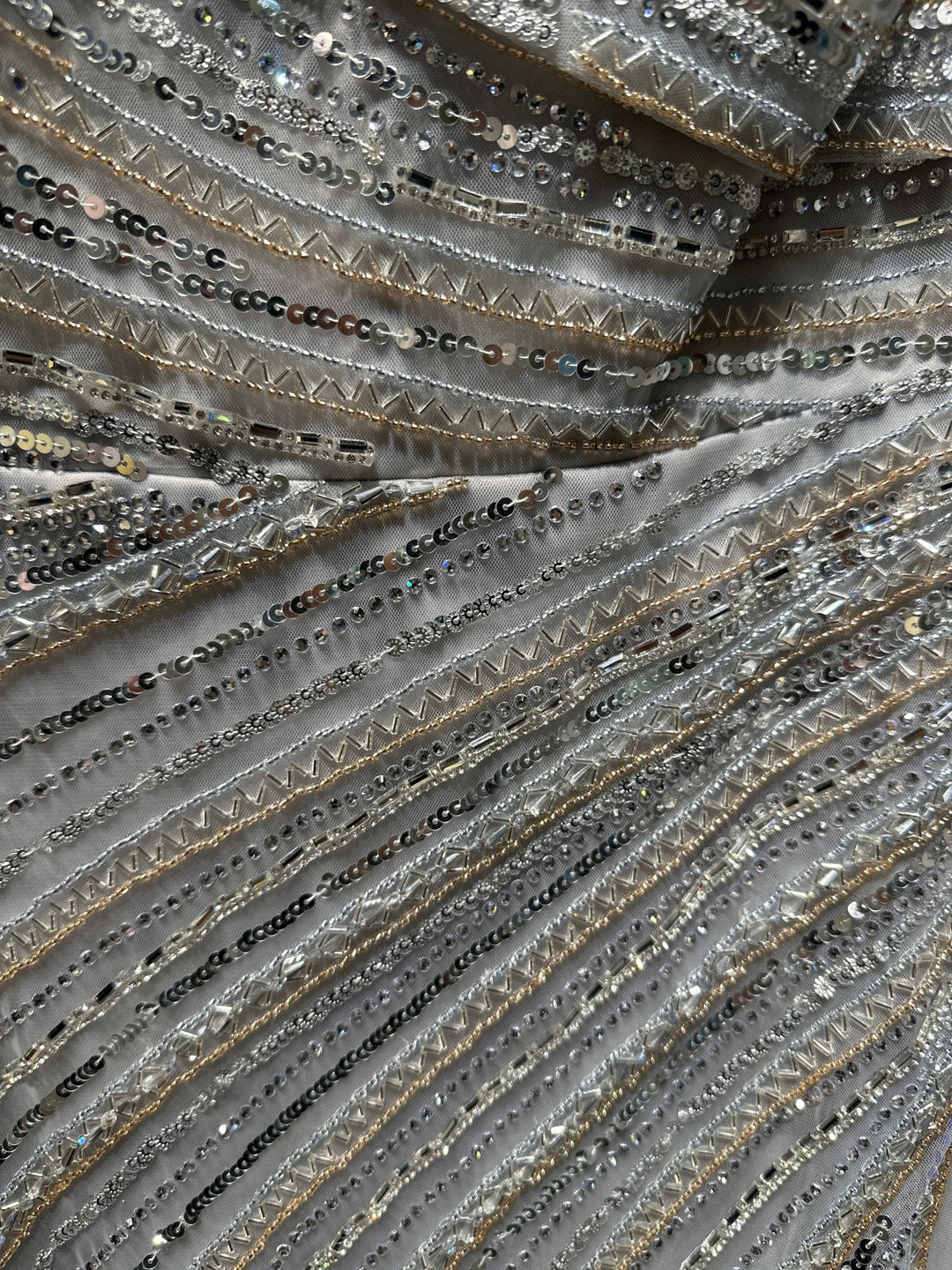 Andrea and Leo - A1182 - SILVER - riyadhdress