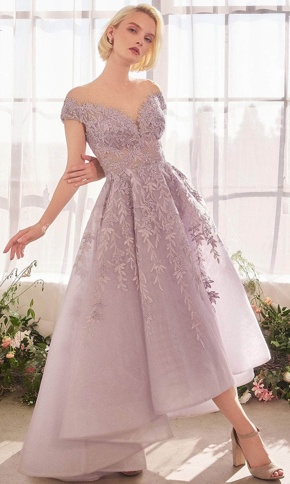 {{ product.title }} - {{ product.options.color }} - RiyadhDress