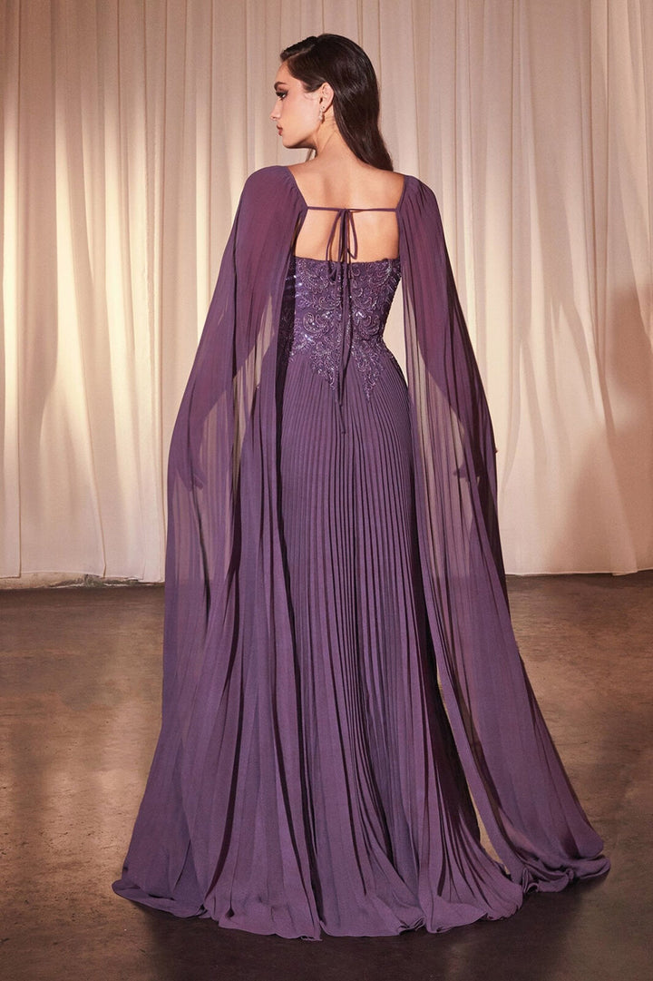 {{ product.title }} - {{ product.options.color }} - RiyadhDress