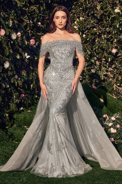 {{ product.title }} - {{ product.options.color }} - RiyadhDress