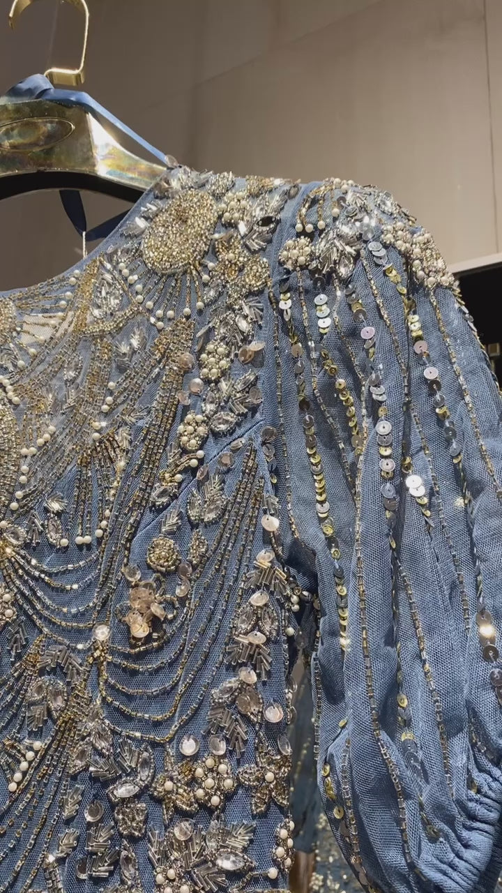 {{ product.title }} - {{ product.options.color }} - RiyadhDress