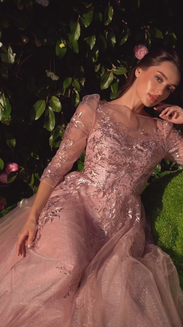 {{ product.title }} - {{ product.options.color }} - RiyadhDress