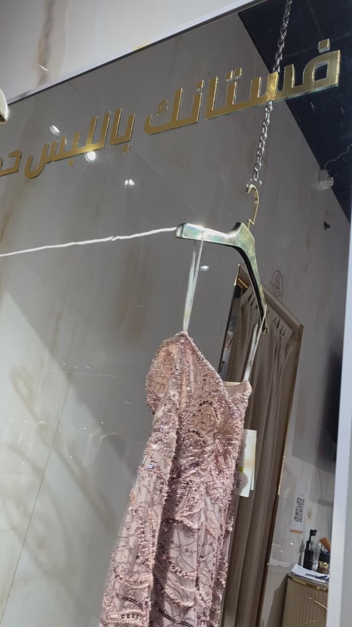 {{ product.title }} - {{ product.options.color }} - RiyadhDress
