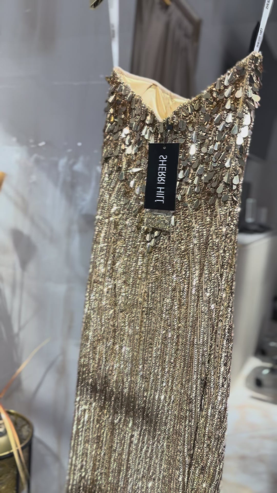 Sherrihill-57218-Gold Sherri Hill
