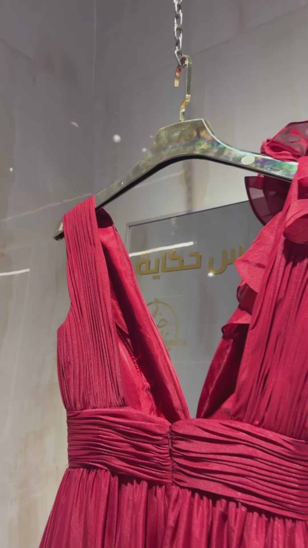 {{ product.title }} - {{ product.options.color }} - RiyadhDress