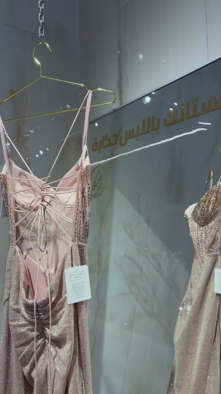 {{ product.title }} - {{ product.options.color }} - RiyadhDress