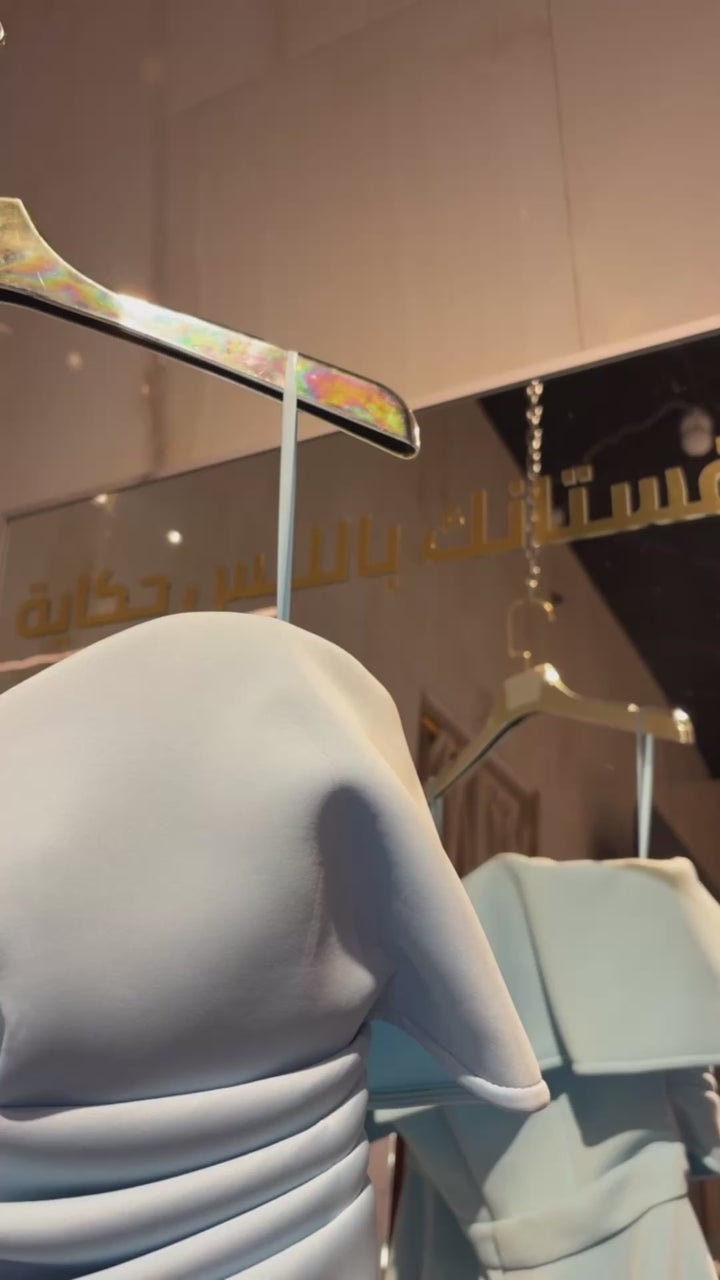 {{ product.title }} - {{ product.options.color }} - RiyadhDress