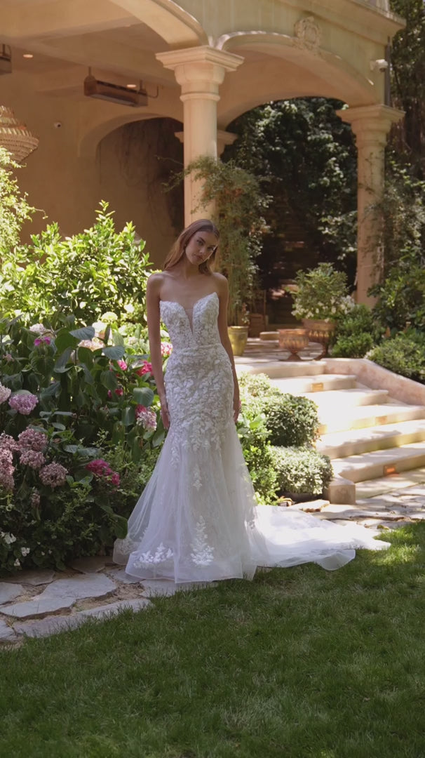 Andrea And Leo -wl088- off white dresses Andrea and Leo