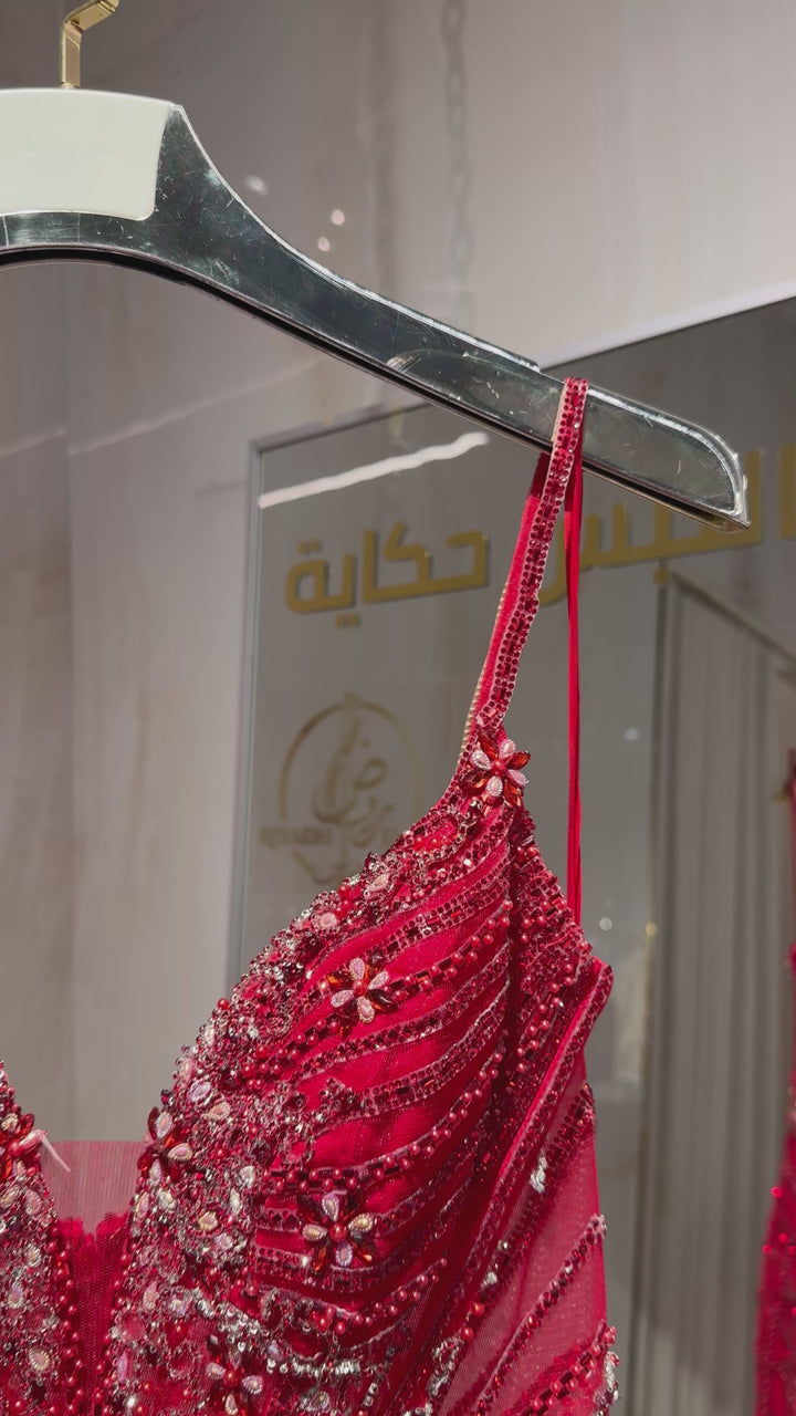 Amelia - 2135-red