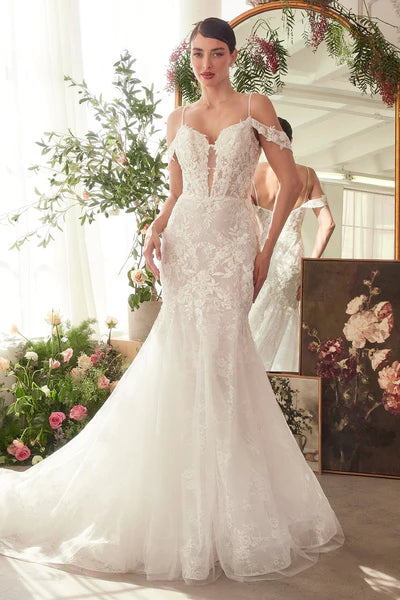 {{ product.title }} - {{ product.options.color }} - RiyadhDress